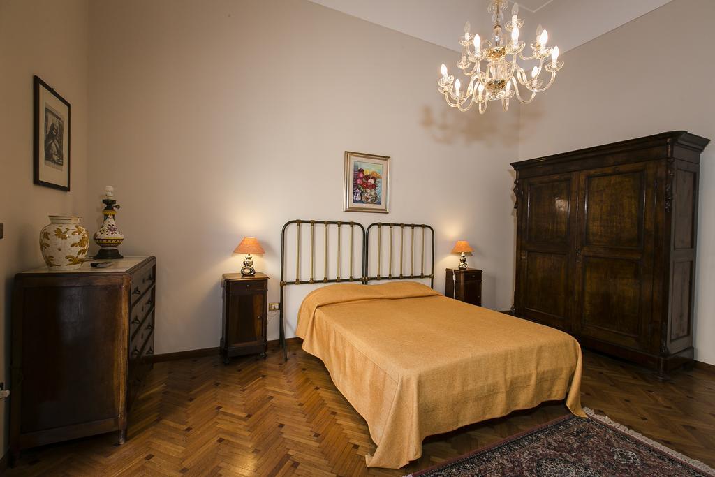 La Casa Della Zia Armenia Hotel Marsala Phòng bức ảnh
